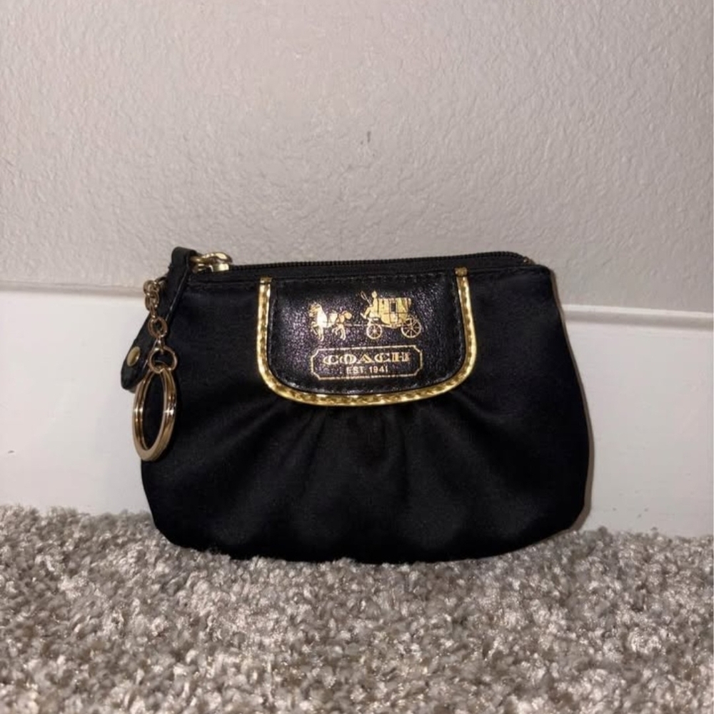 Coach Black Leather Coin Purse with Zipper Small Tote Key Chain